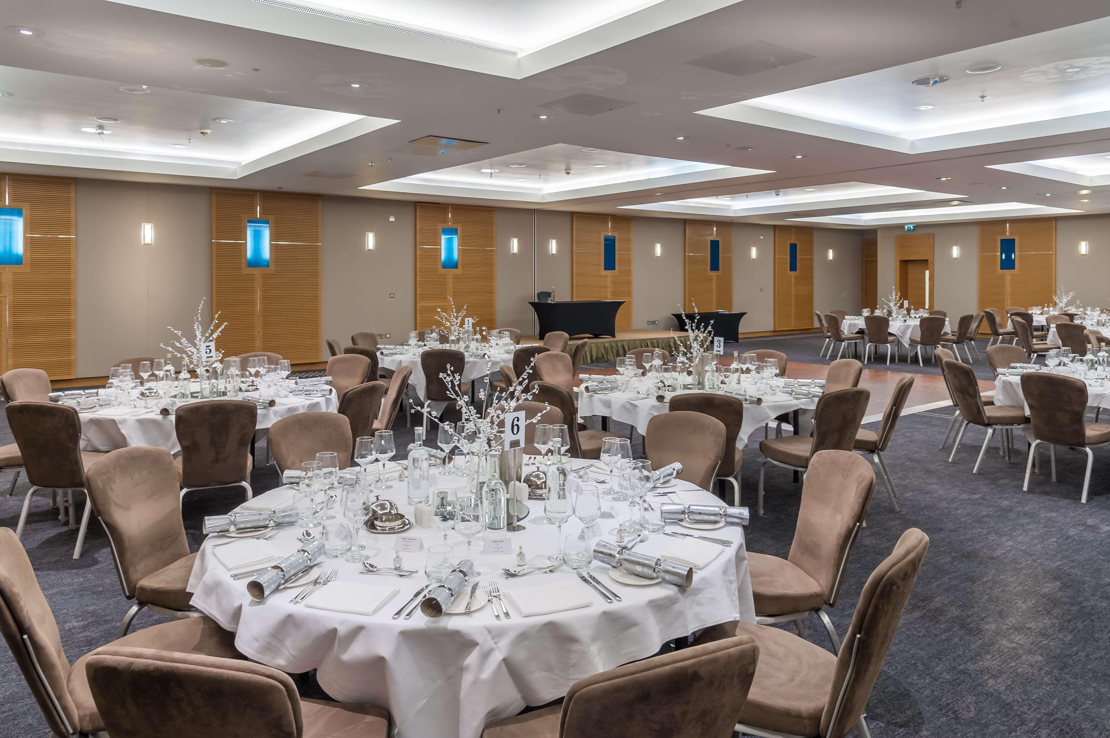 Hotel Hilton Canary Wharf 4*