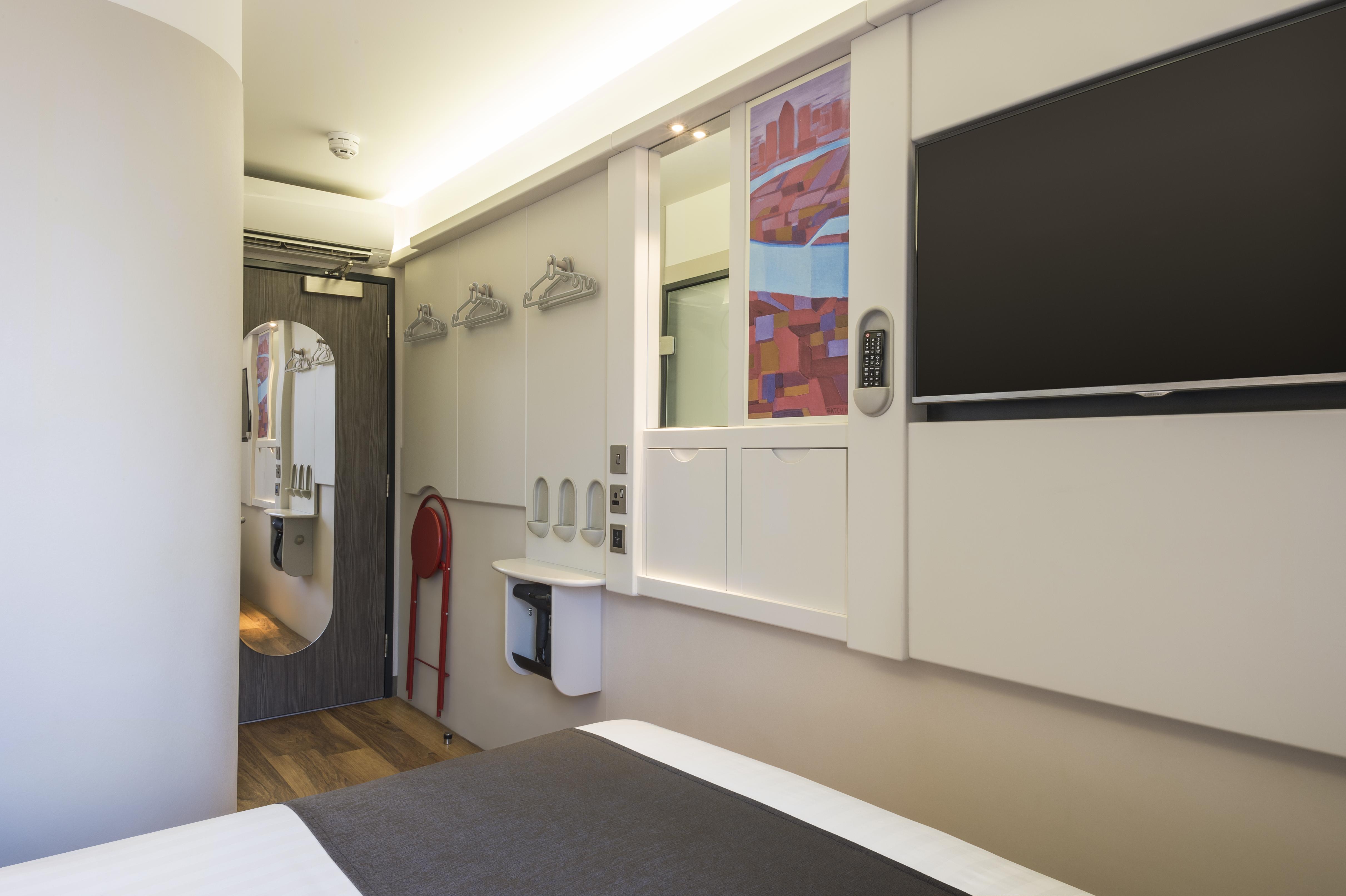 Point A Canary Wharf Hotel London