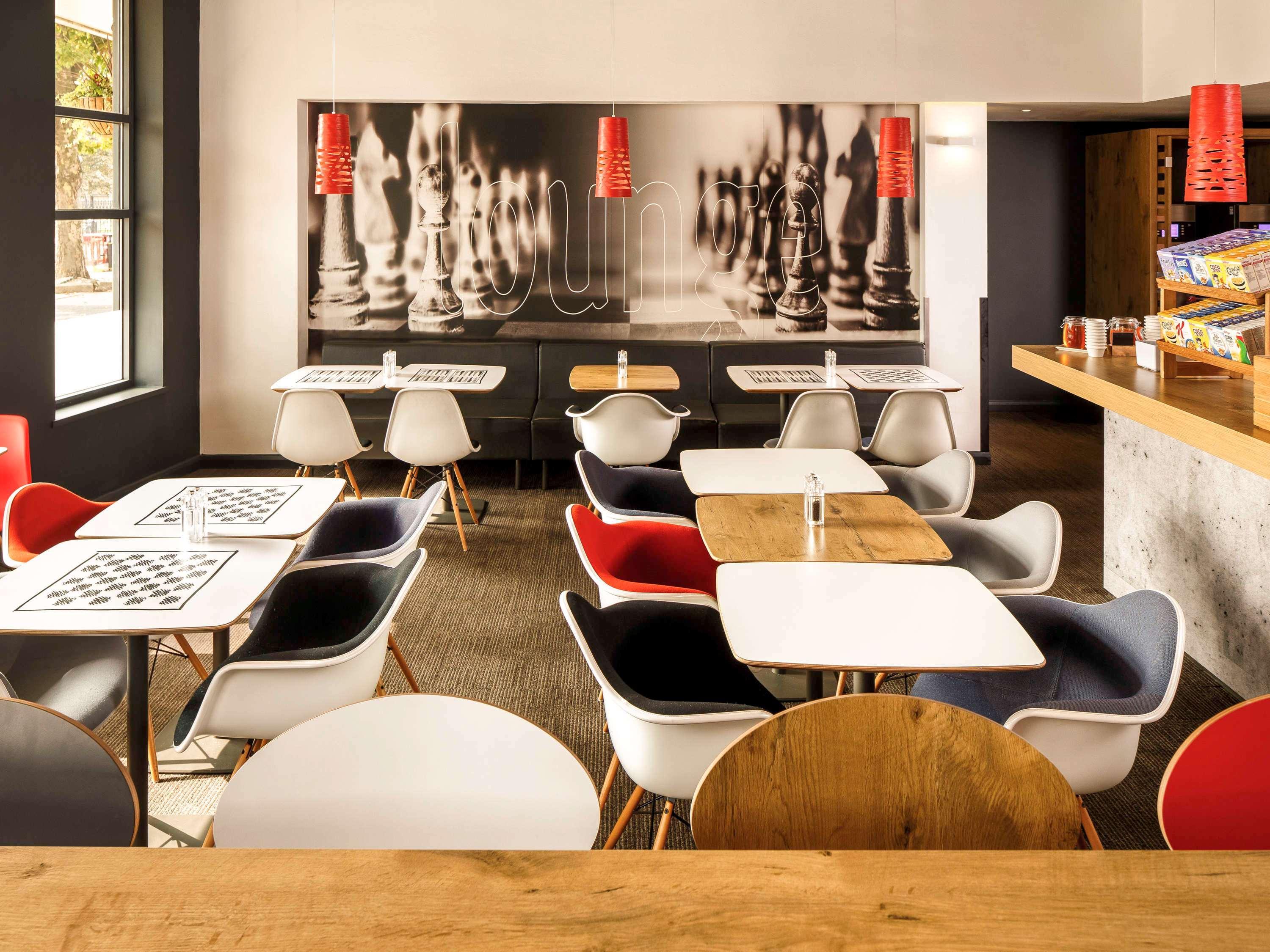 Ibis Stratford Hotel London