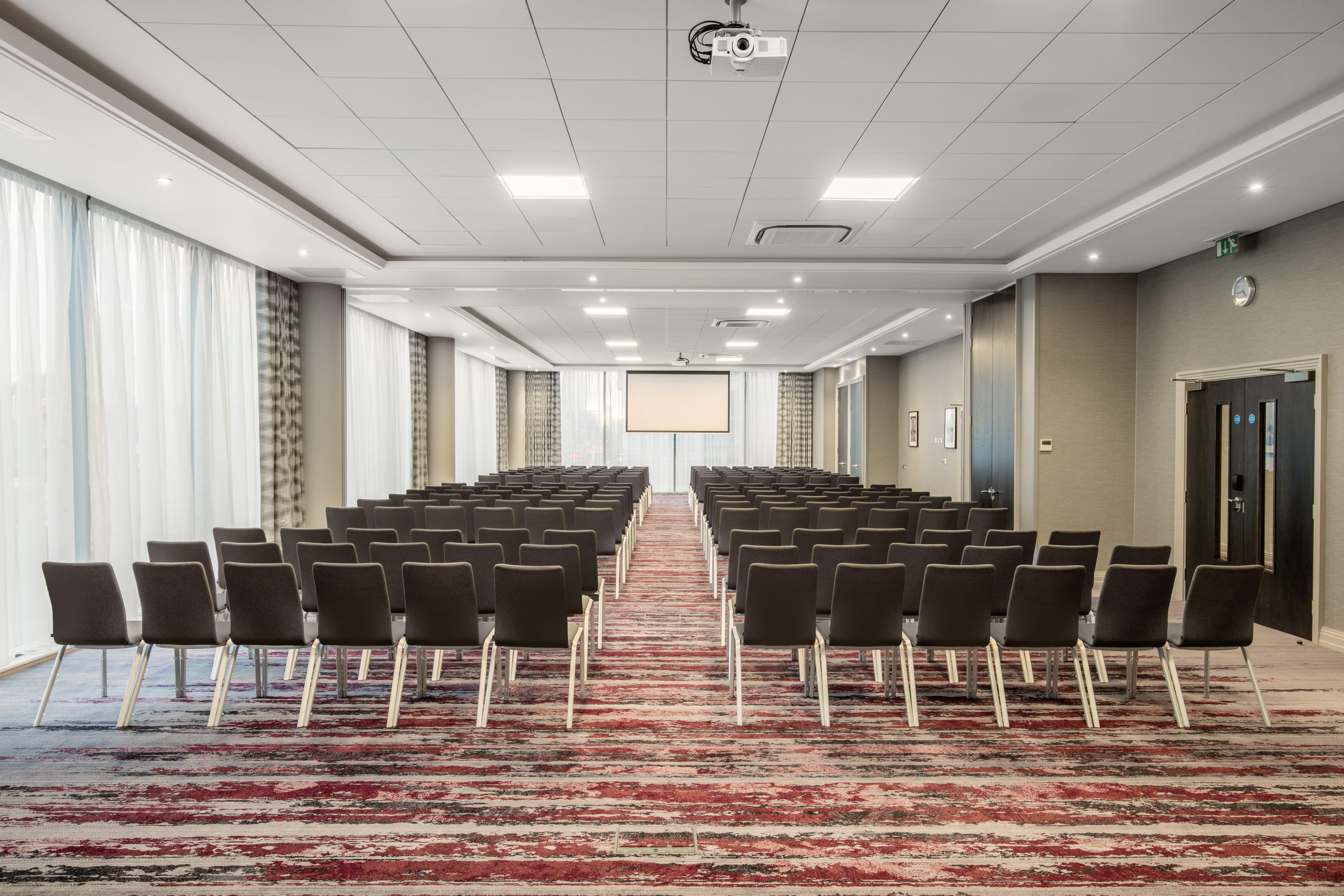Crowne Plaza - Docklands By Ihg 4* London