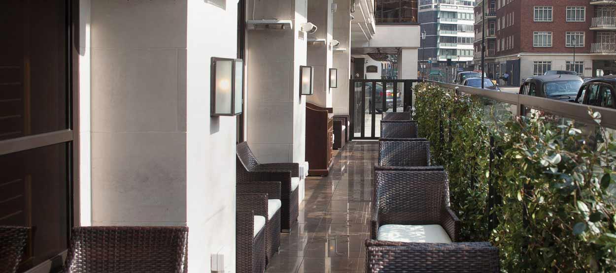 Hotel Jumeirah Carlton Tower 5*