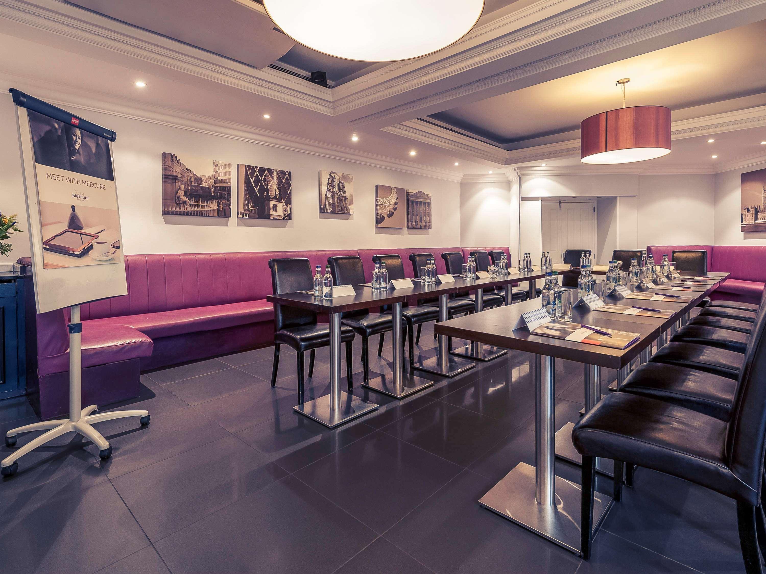 Mercure Kensington Hotel 4*