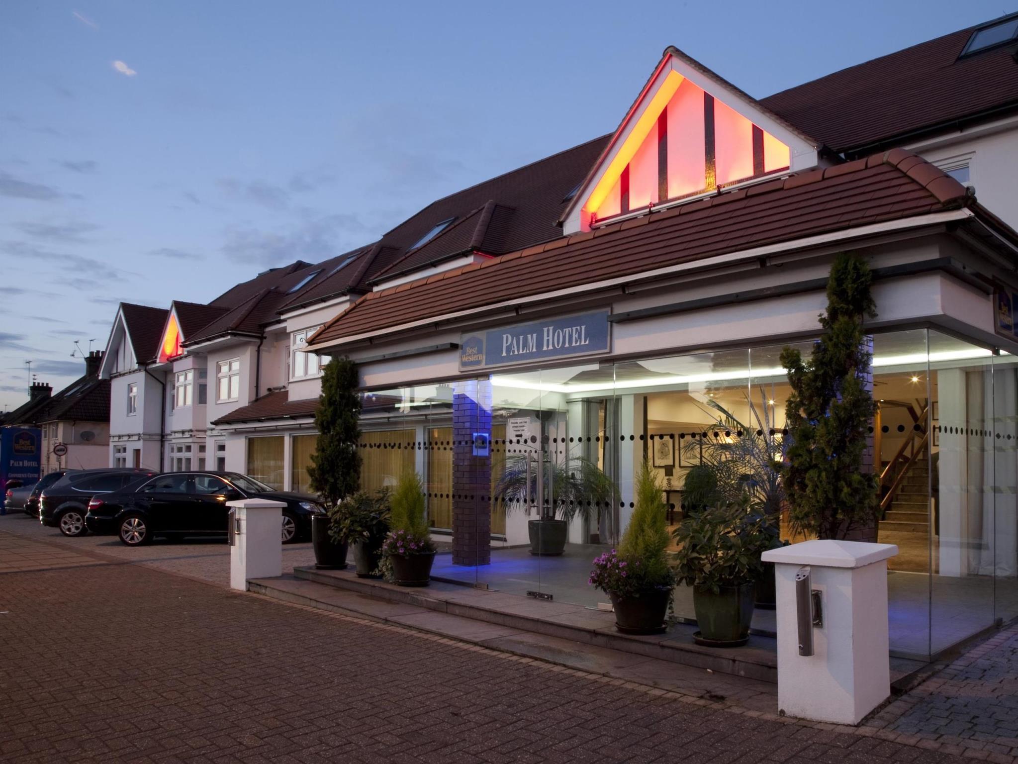 Western Palm Hotel