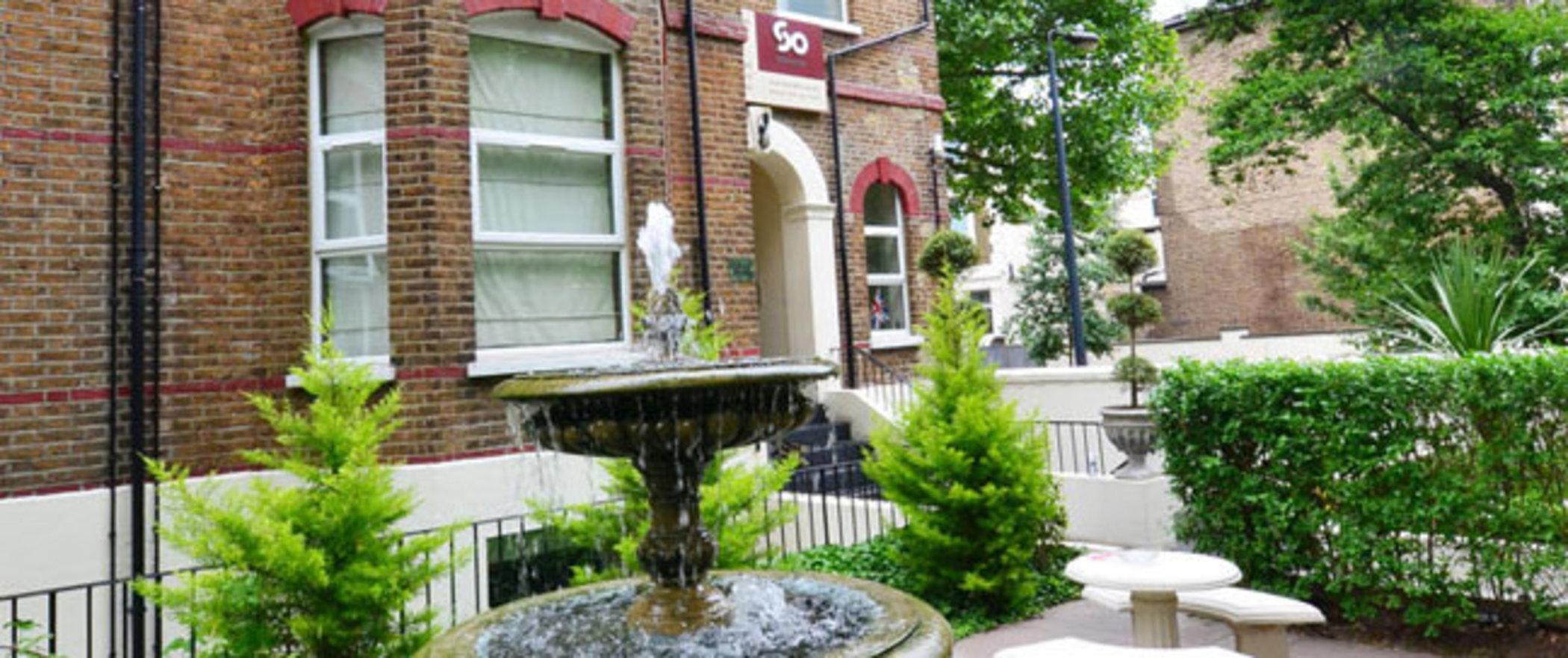 W6 Apartment London
