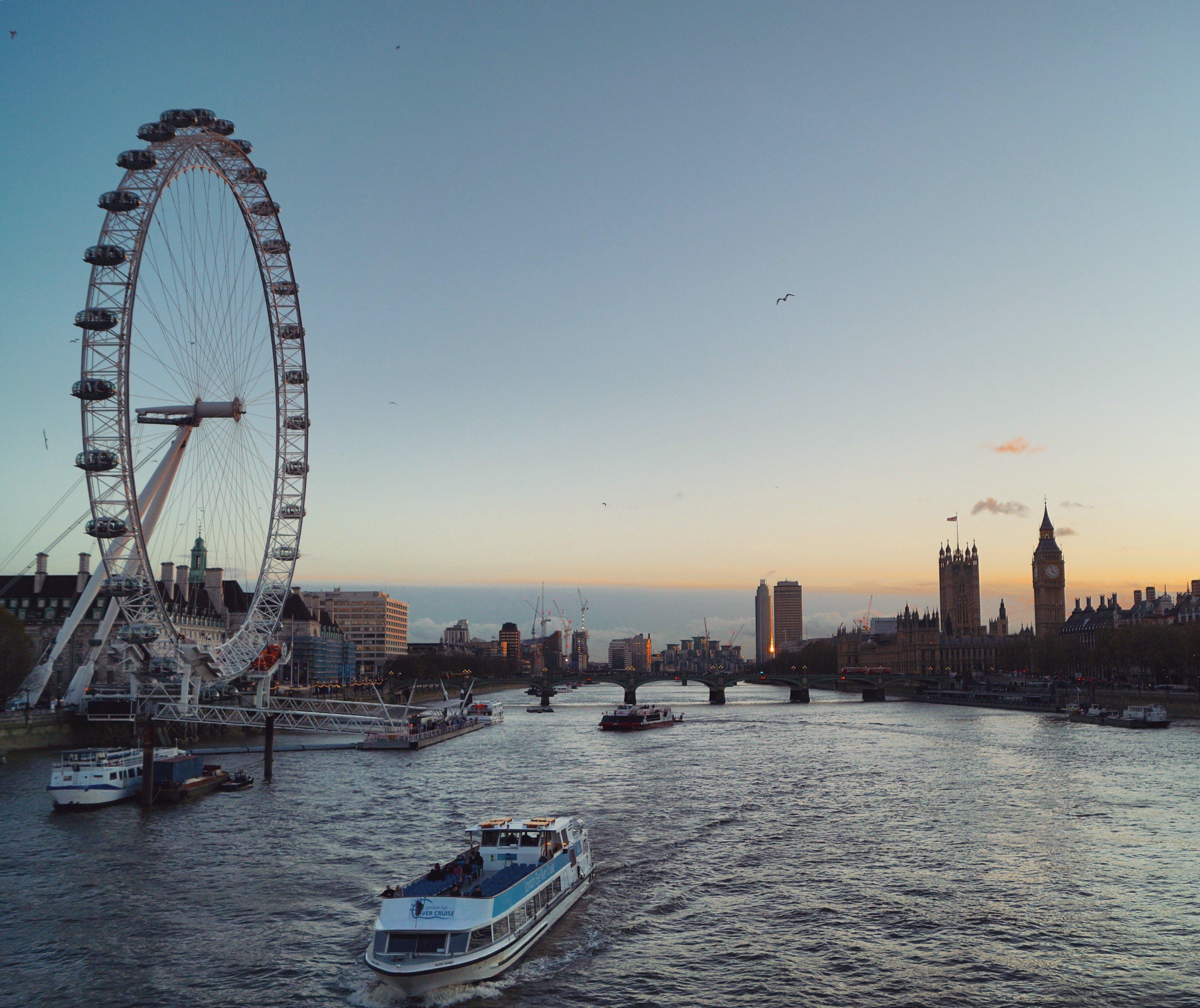 Express Park Royal By Ihg Hotel London