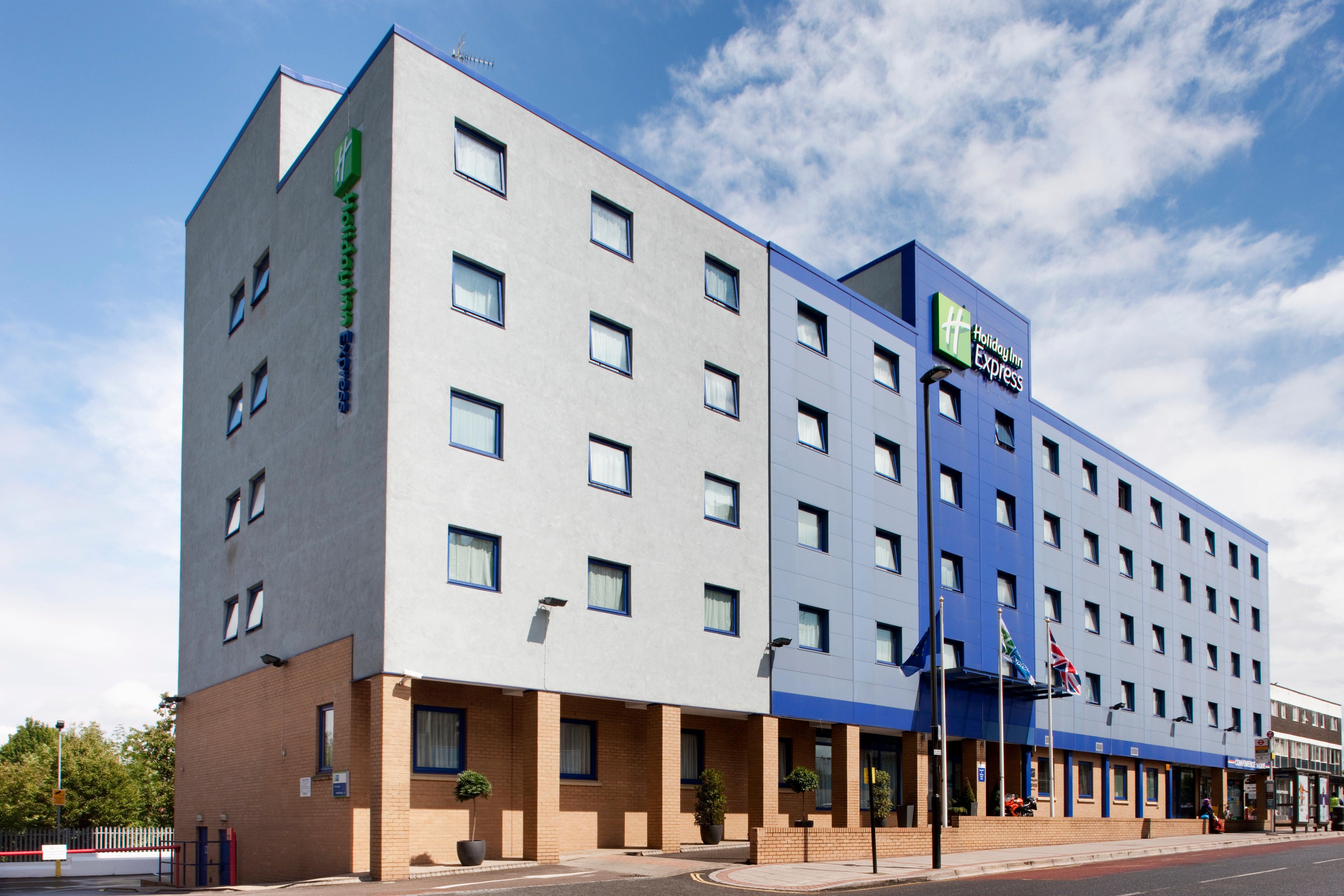 Hotel Express Park Royal By Ihg