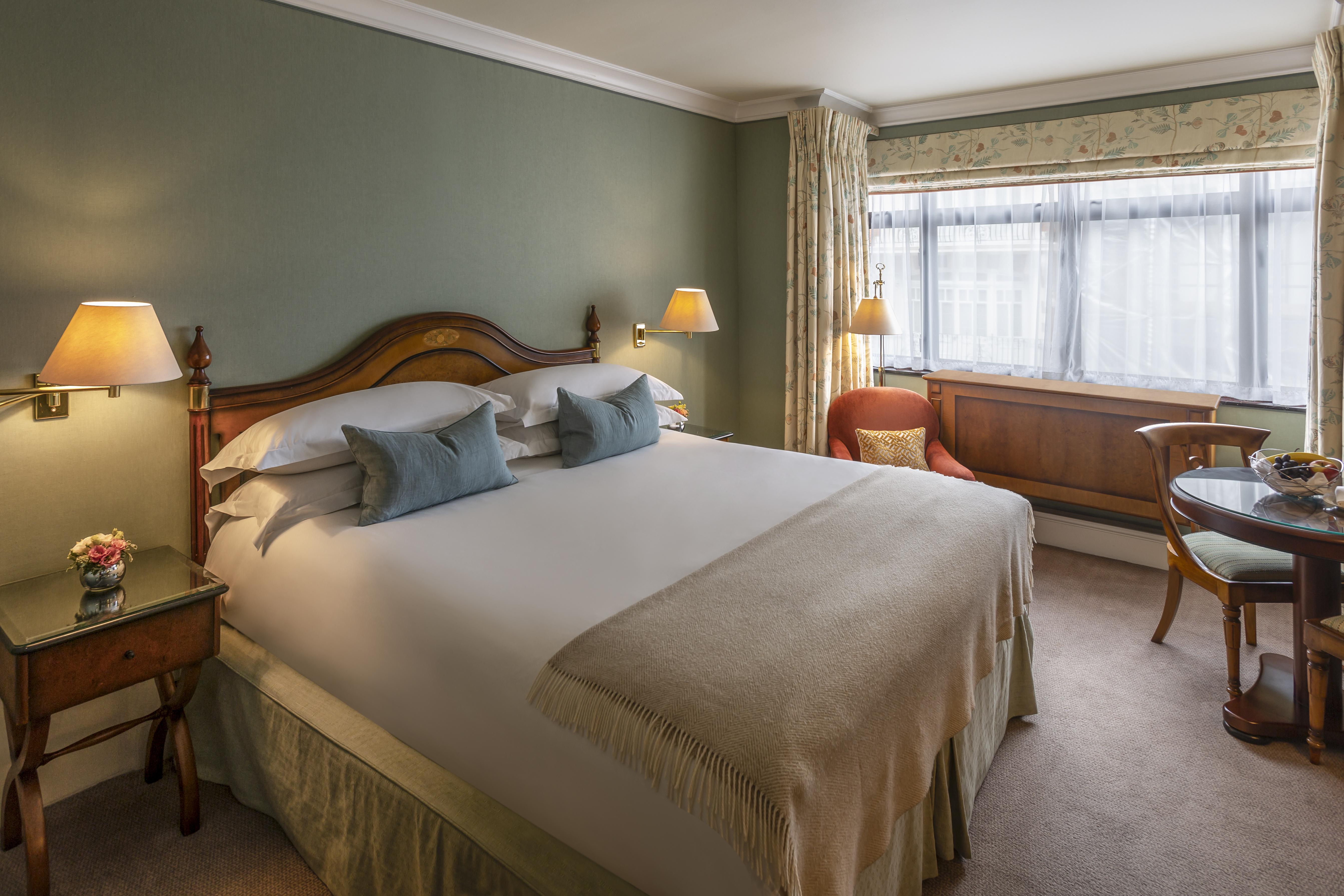 The Capital Hotel, & Townhouse Hotel Londen