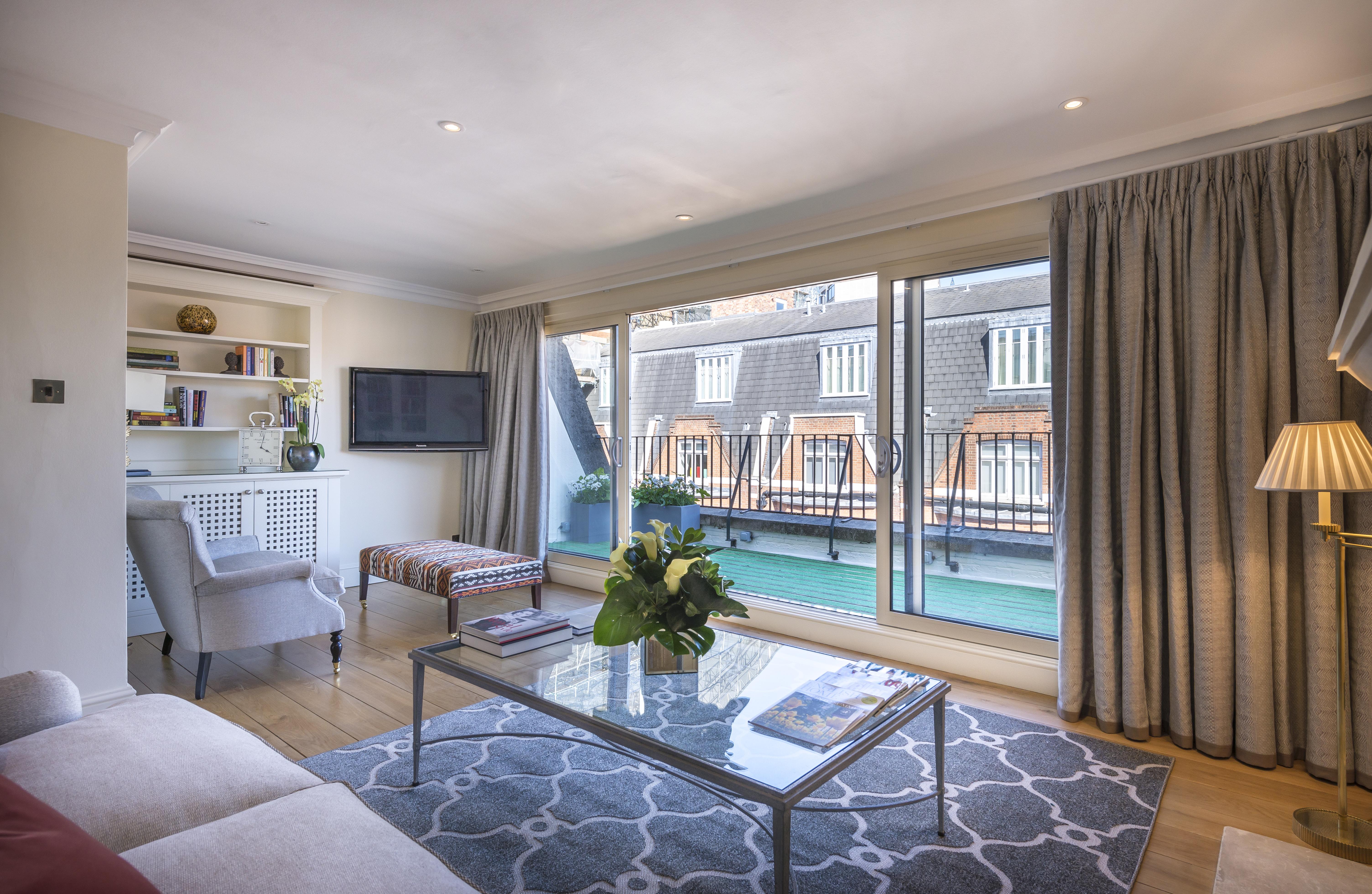 The Capital Hotel, & Townhouse Hotel Londen
