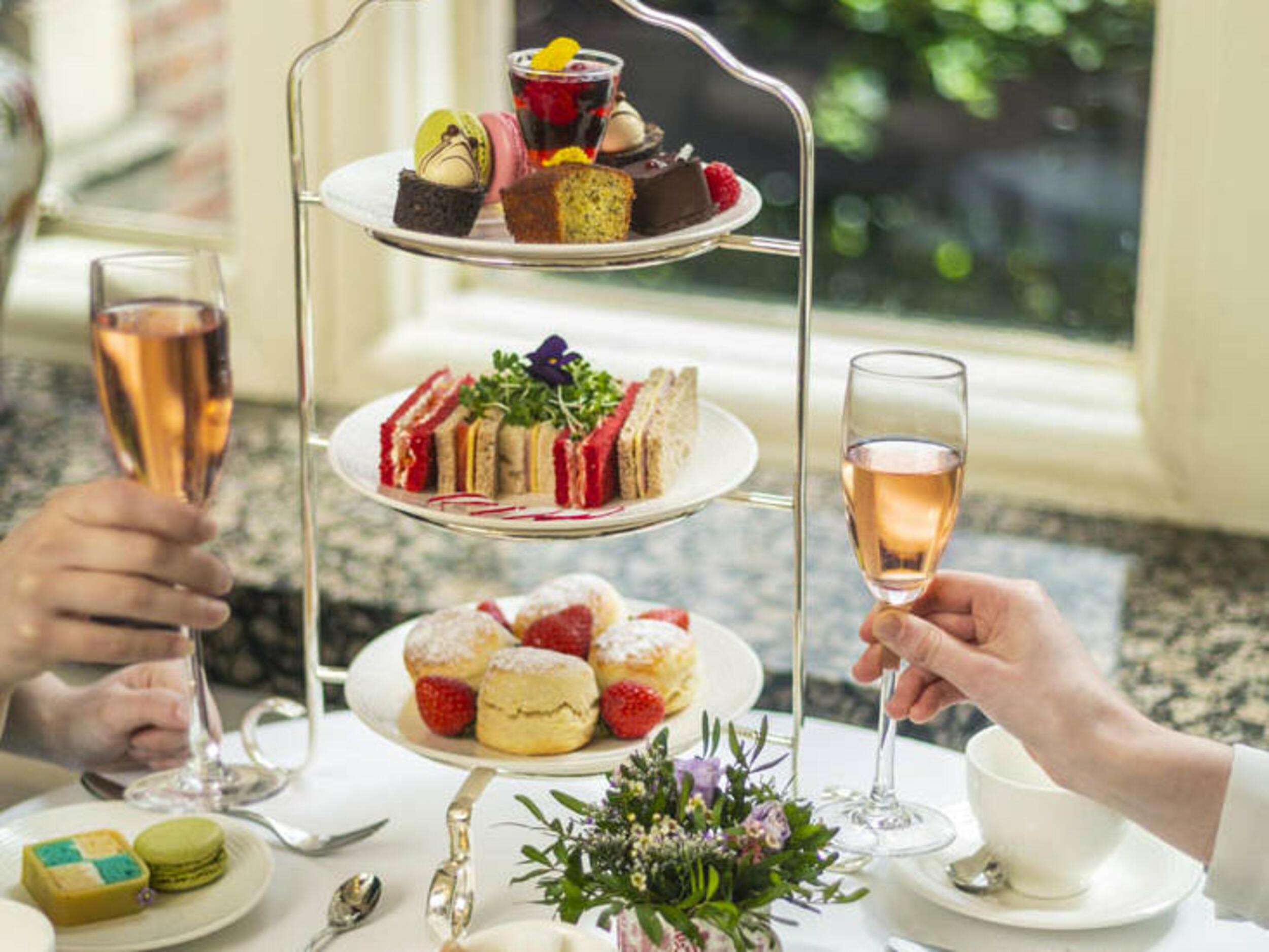 The Capital Hotel, & Townhouse 5* Londen