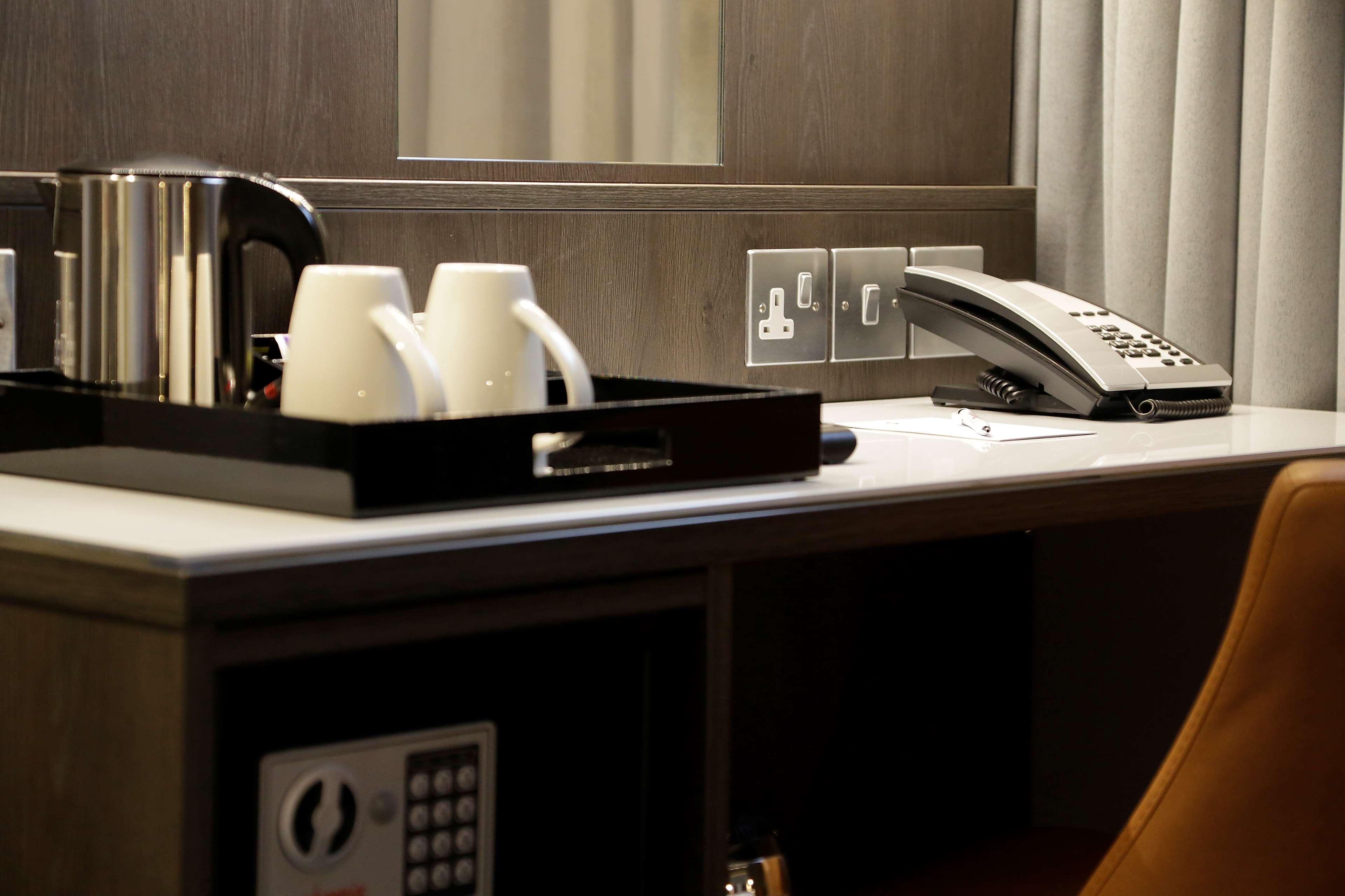 Best Western Plus Vauxhall Hotel 4*