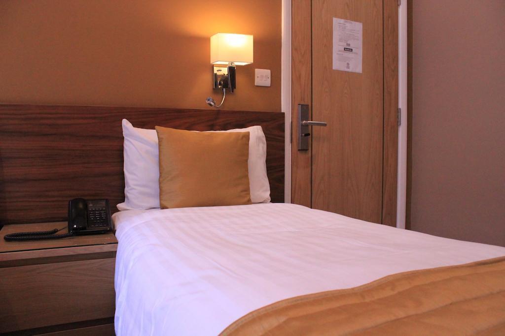 Sheriff Hotel London