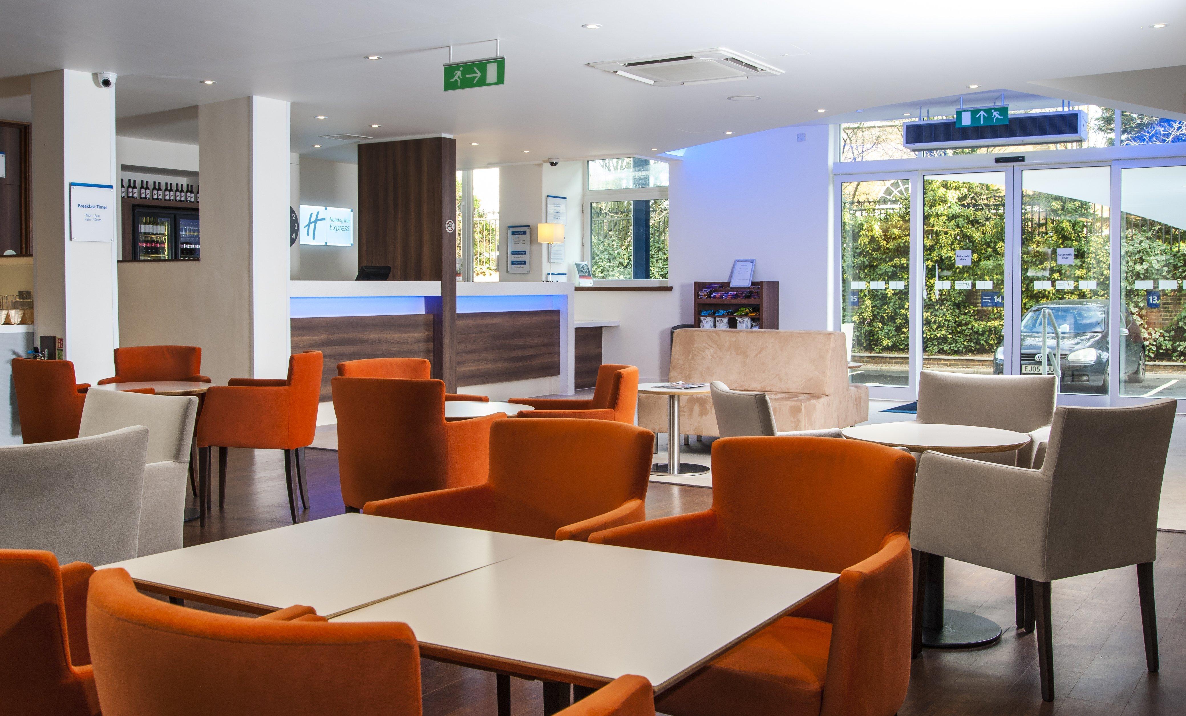 Express - Vauxhall Nine Elms, An Ihg 3* London
