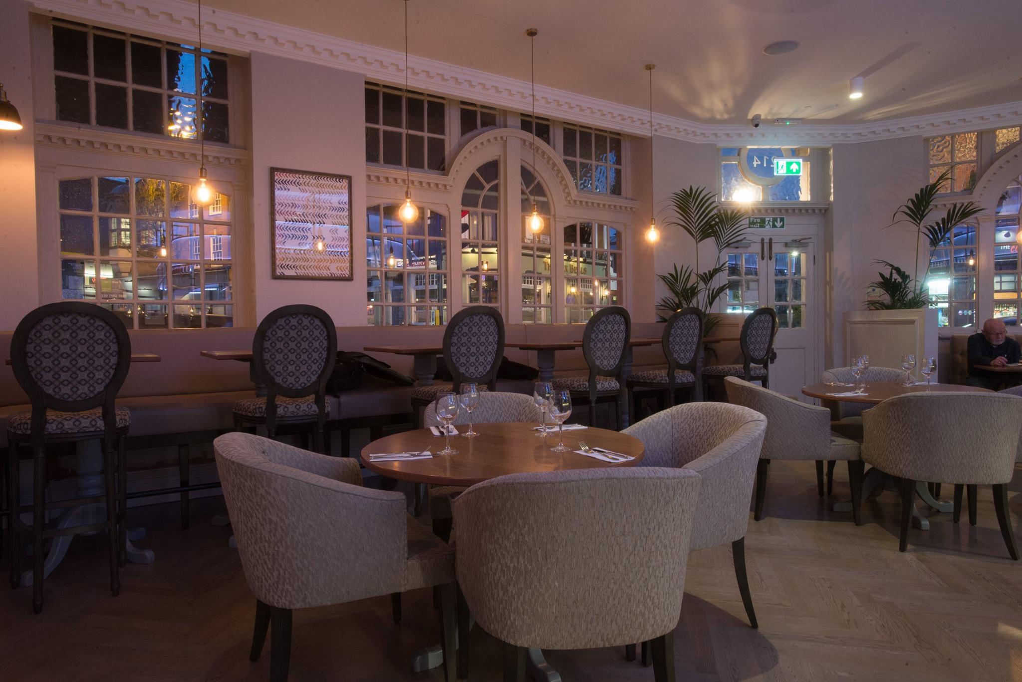 Hotel The Kings Head 4*
