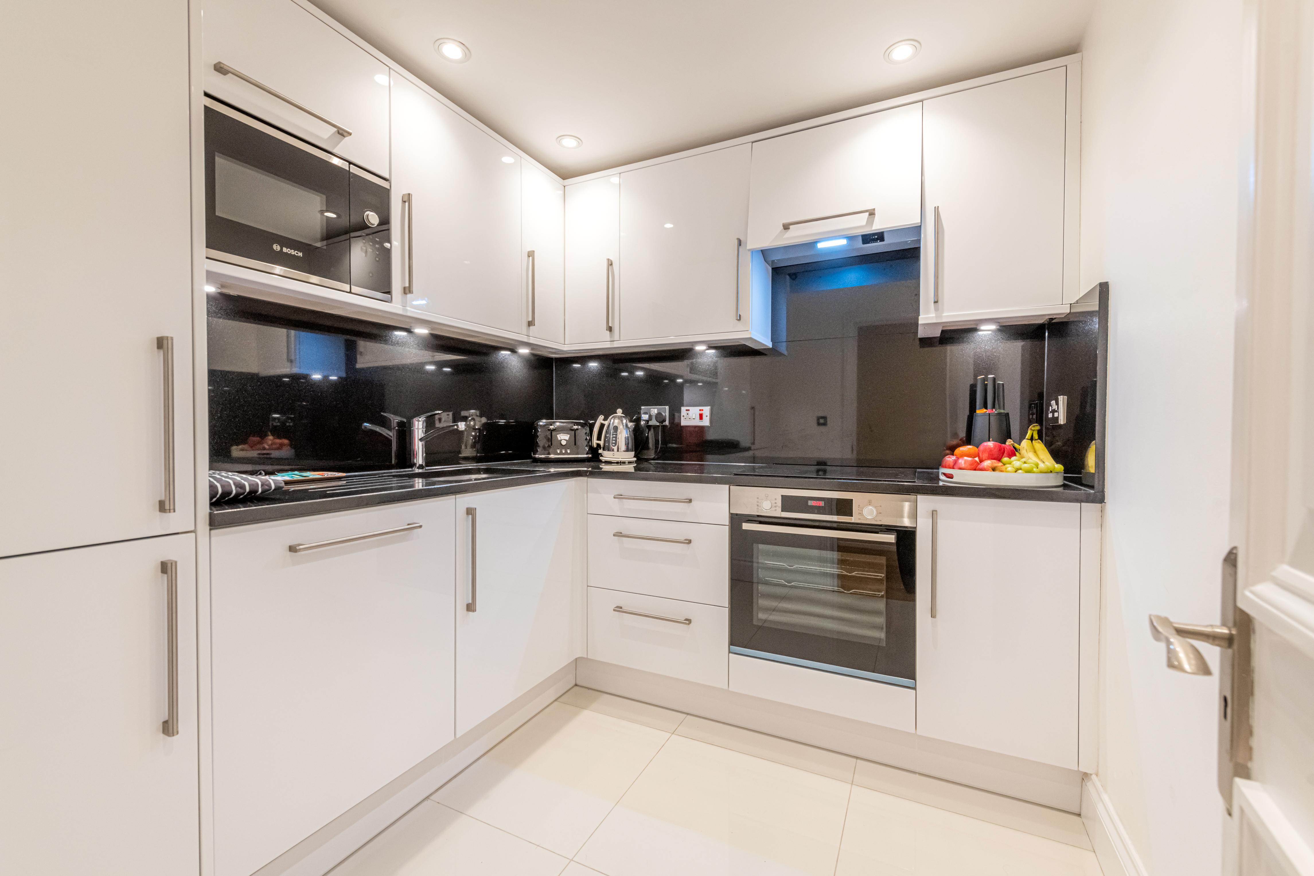 20 Hertford Street - Mayfair 4*