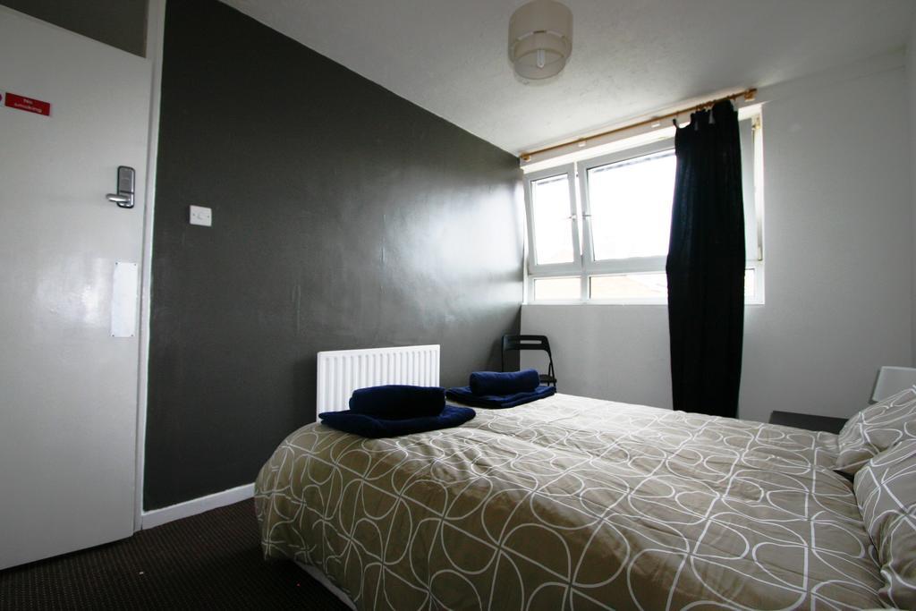 Lettingeasy - Brownfield Guest house *