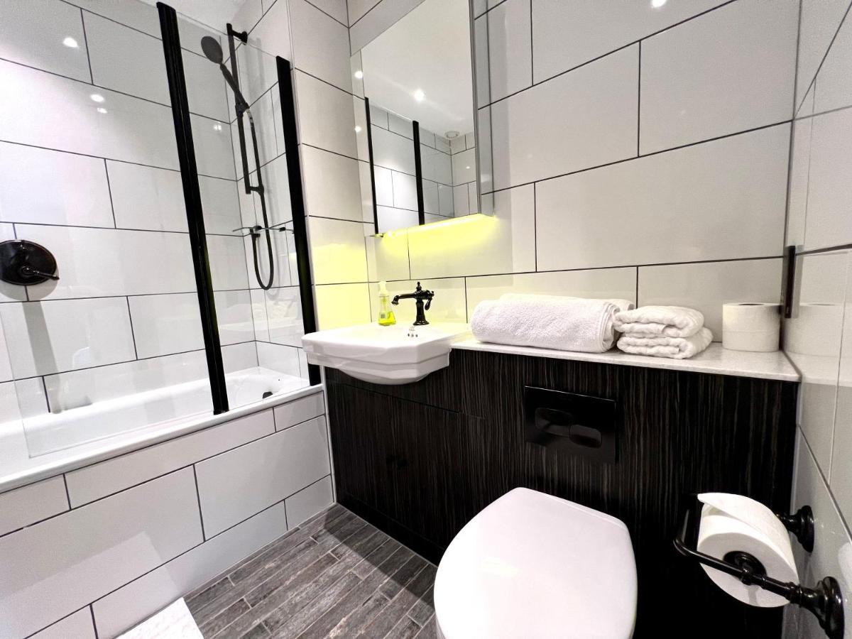 Apartment Two Bedroom Ferrum Wembley Park *
