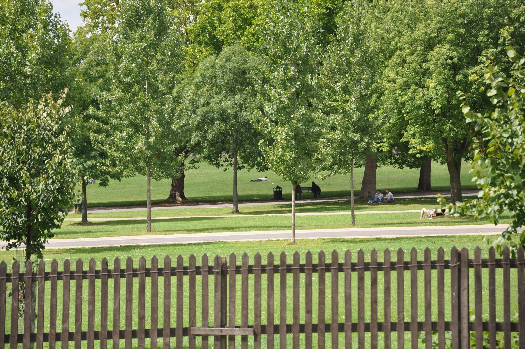 Queens London
