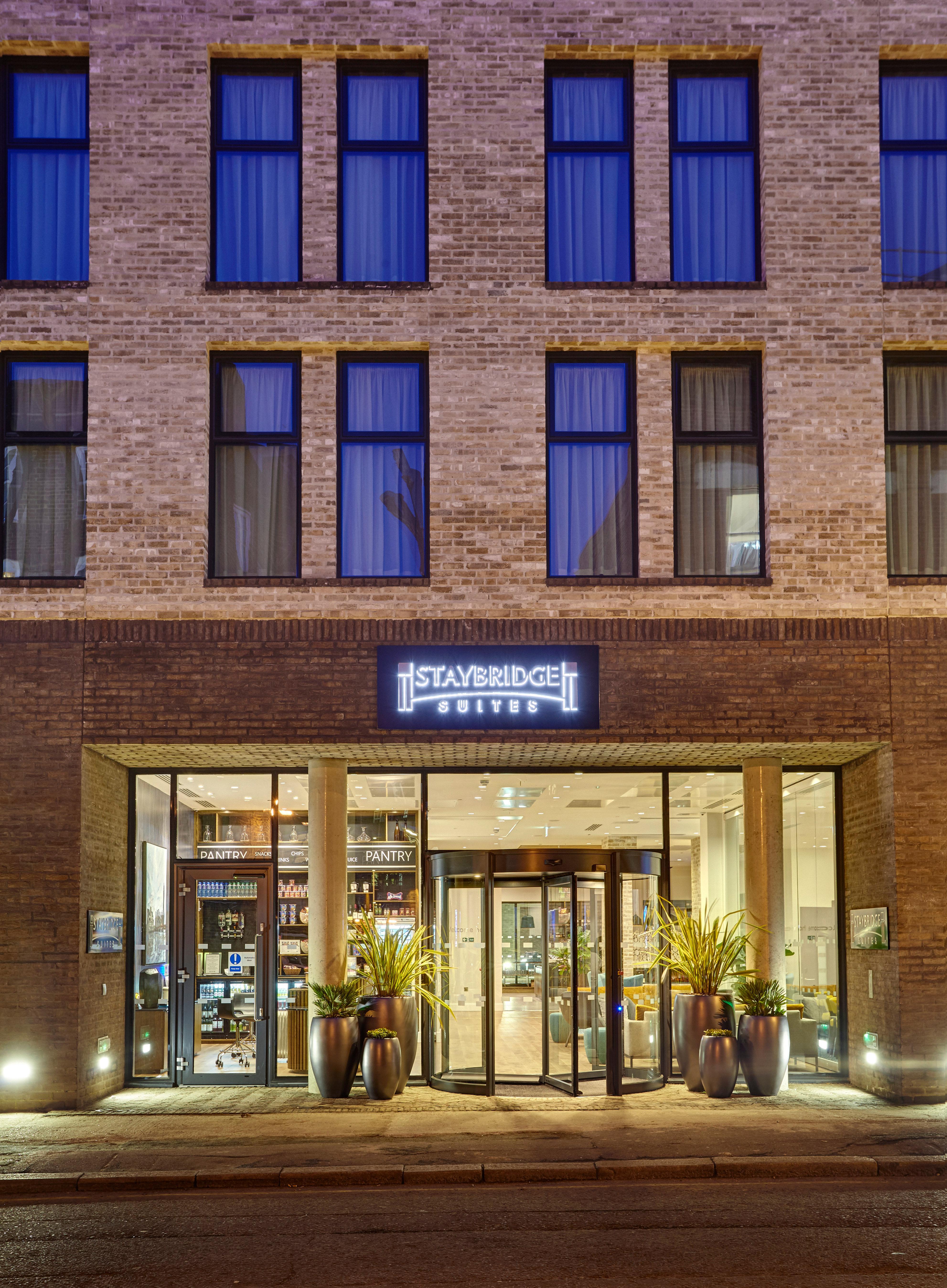 Staybridge London-vauxhall By Ihg Hotel