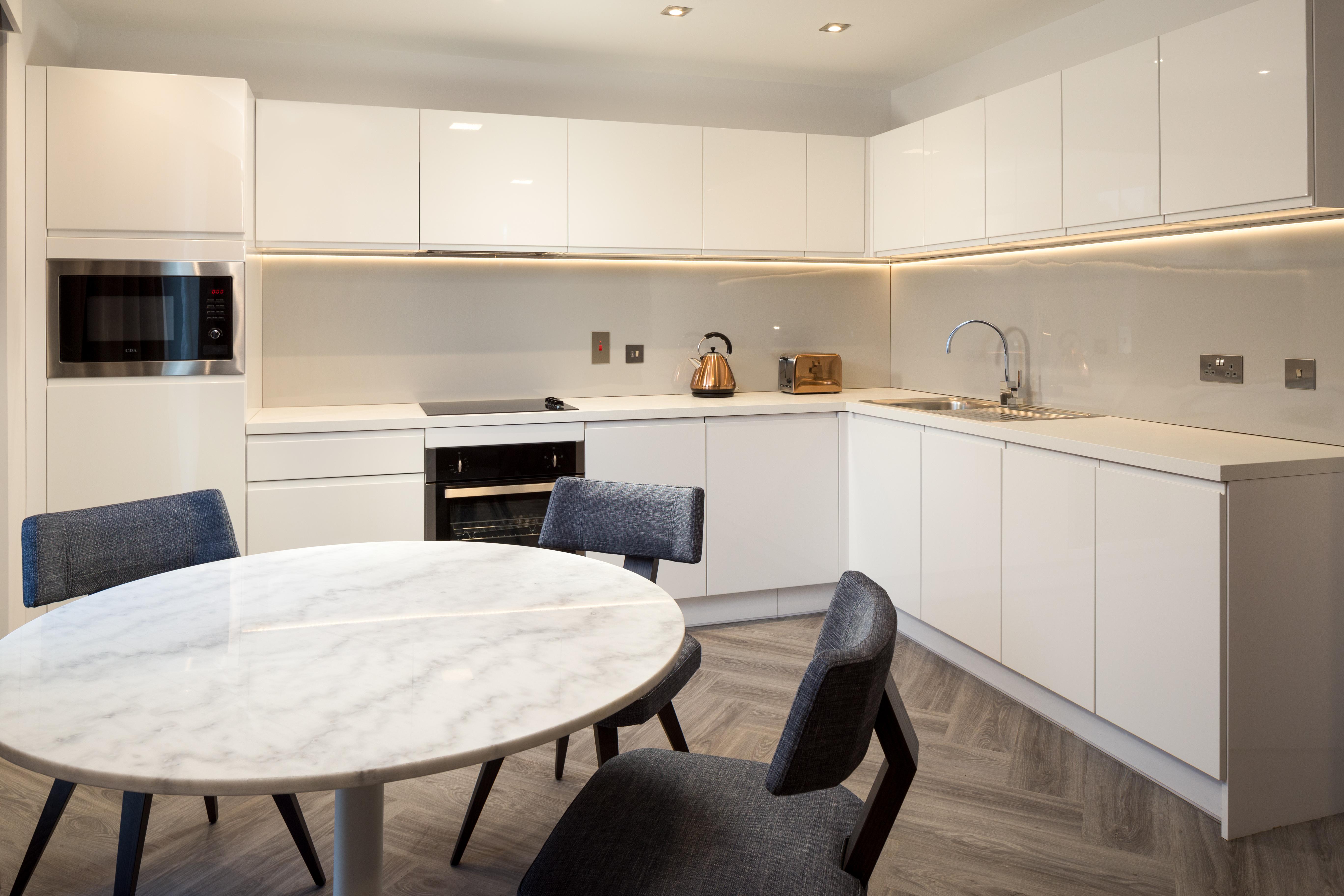 Roomzzz Stratford 4* Londen