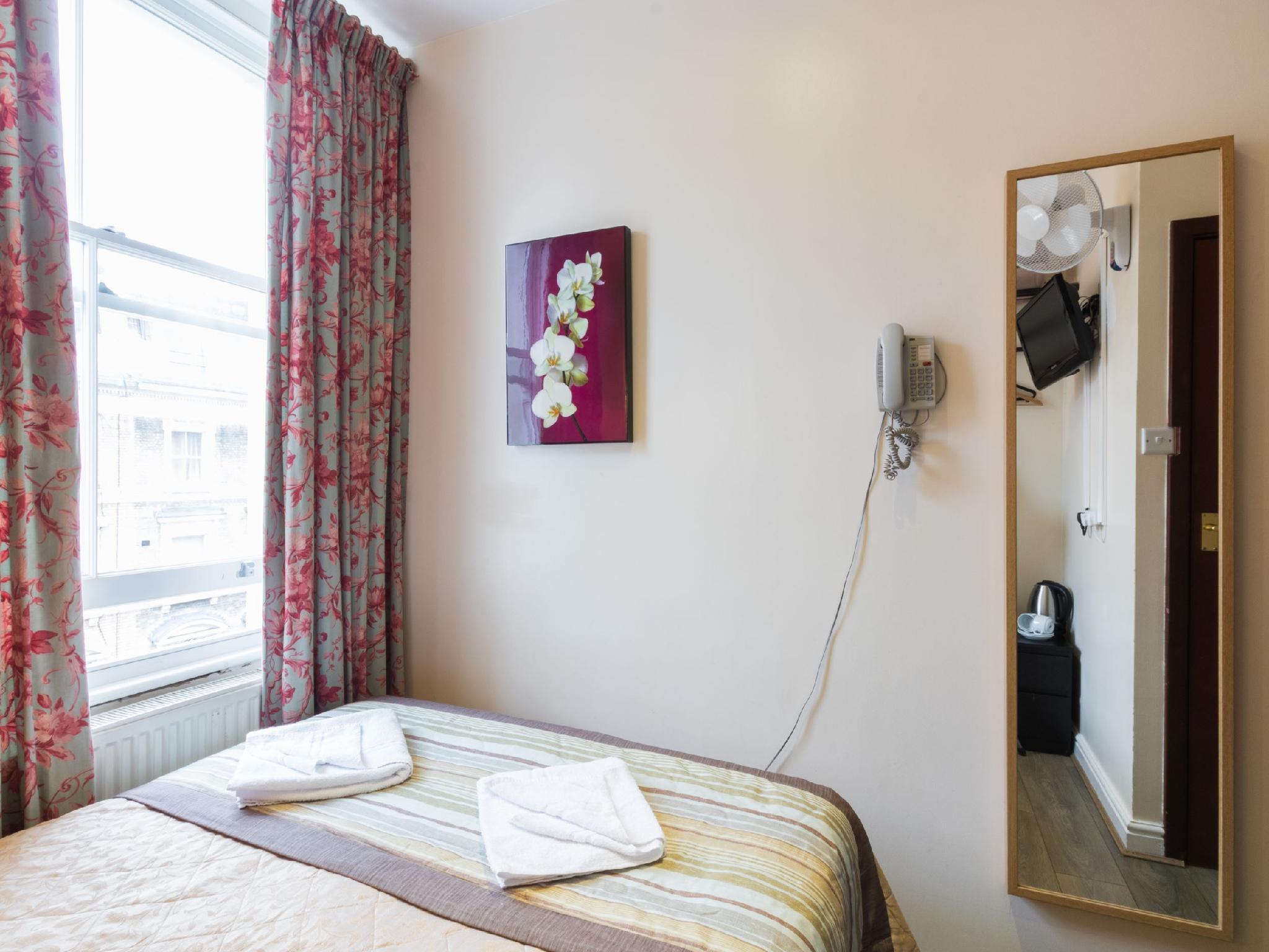 Notting Hill Gate 3* Londres