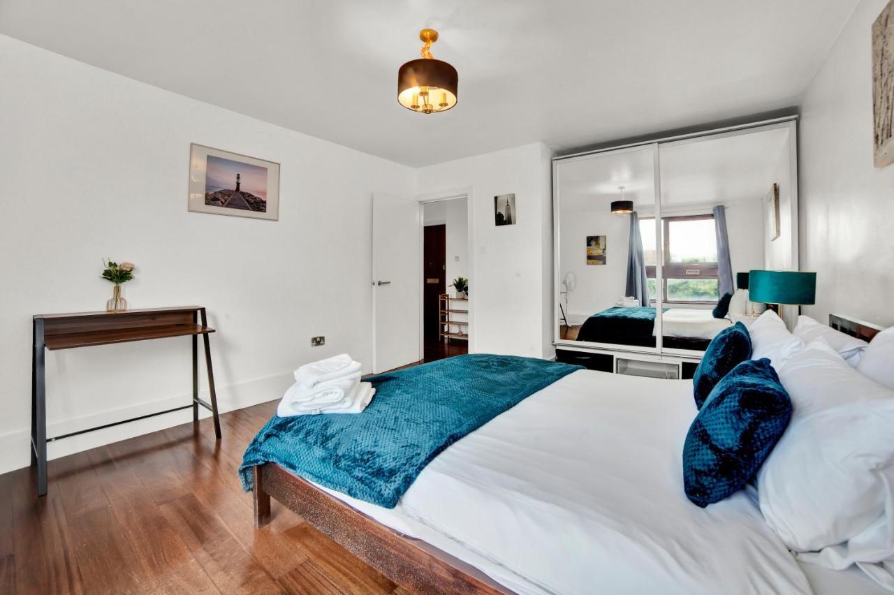 Julian - Camden Road Apartment *