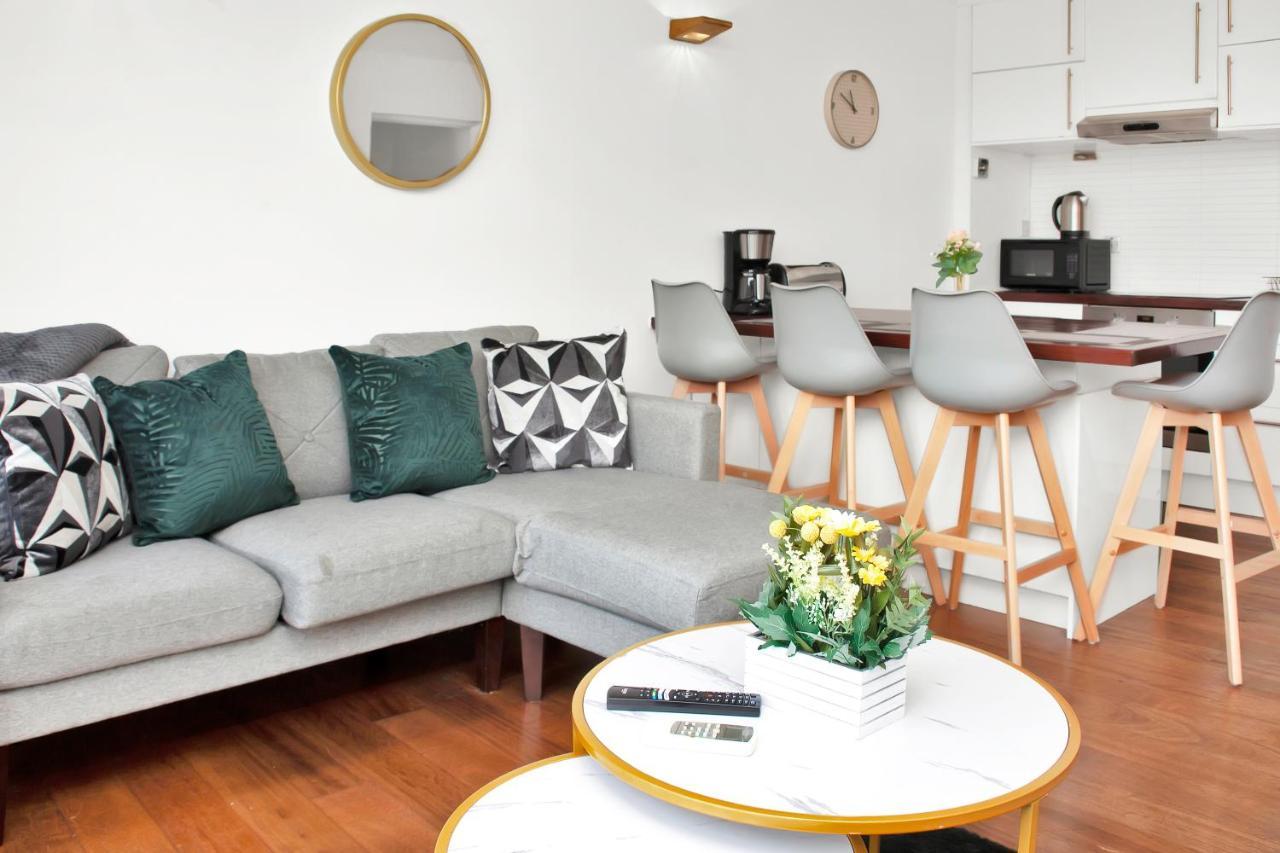 Julian - Camden Road Apartment *
