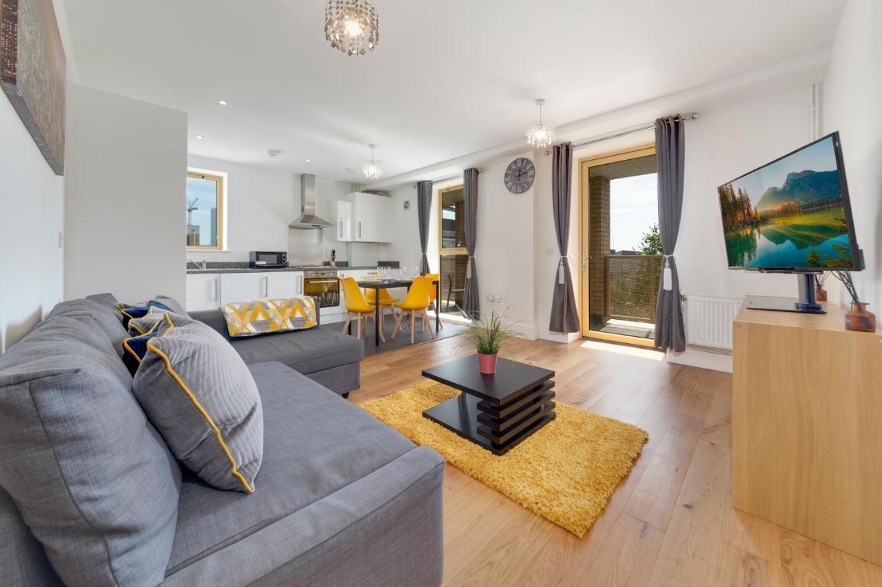 Flourish - Mulberry House - Tottenham Apartment *