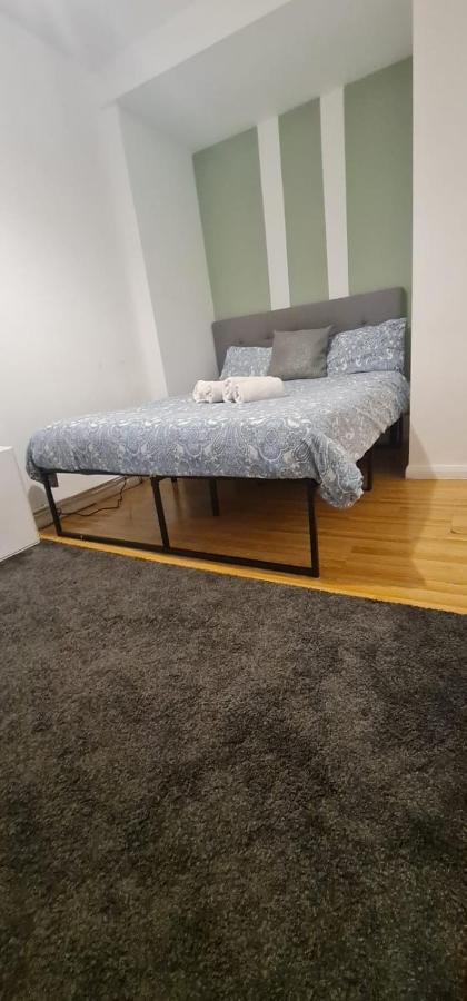 Lovely Budget Double Ensuite In Bricklane Guest house London