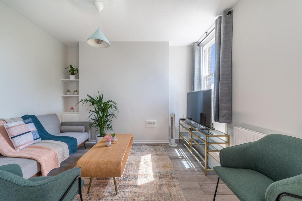Lovely 1 Bedroom In Waterloo *