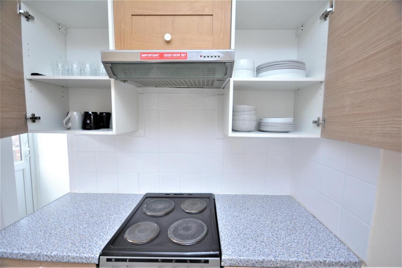 Ferienhaus Cheerful 3 Bedroom In Greater *