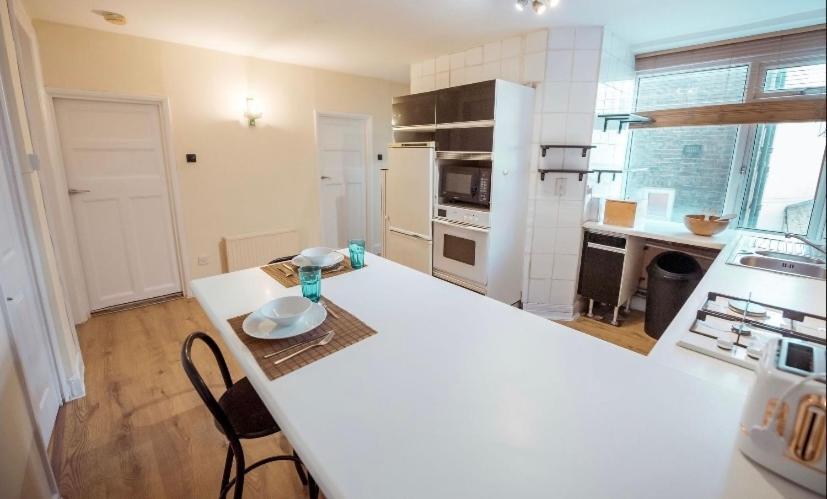 Lovely 3 Bedroom Flat In Marylebone Appartement *