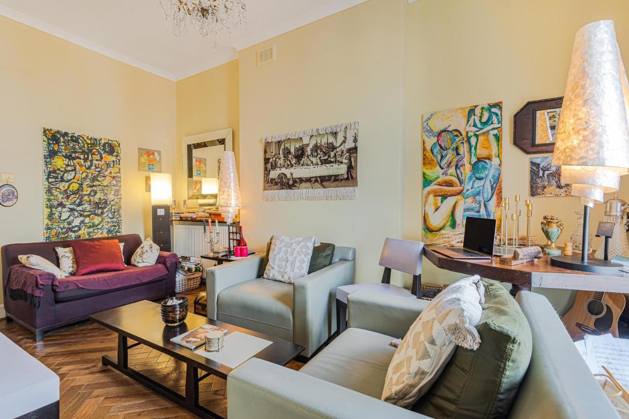 Charming One Bedroom Flat Near Maida Vale By Underthedoormat *