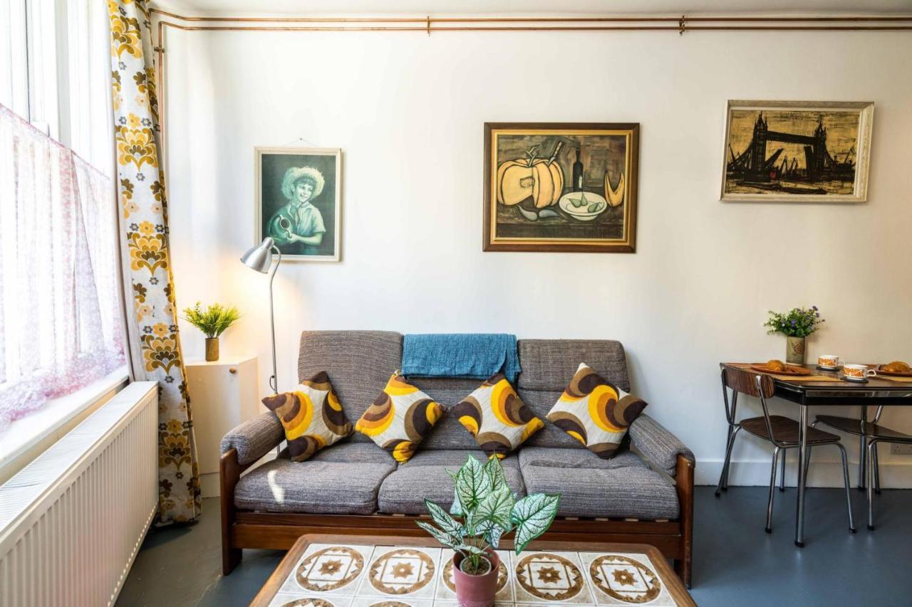 1 Bedroom House With An Edge In King Cross Holiday home *