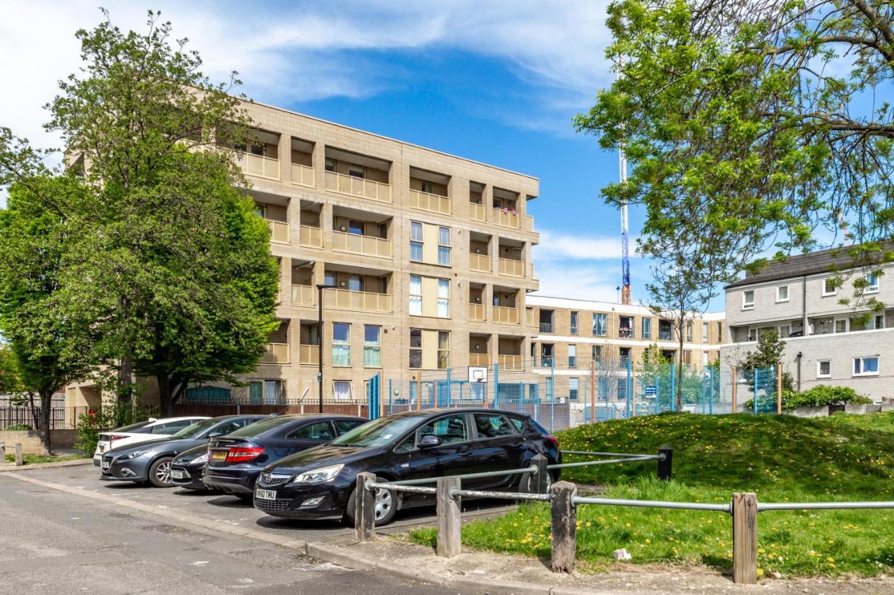 Flourish - Mulberry House - Tottenham Apartment London