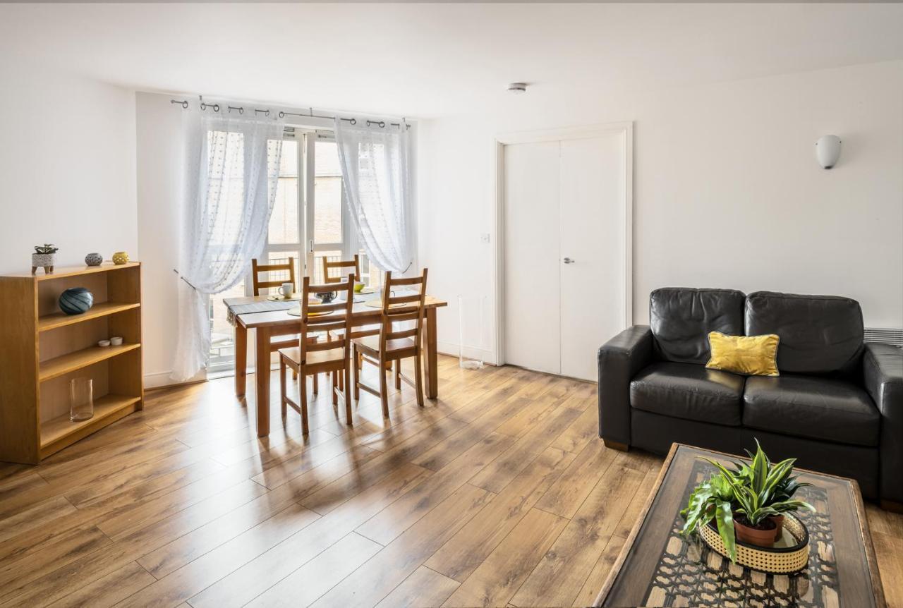 Apartment Comfortable And Bright In Tower Bridge