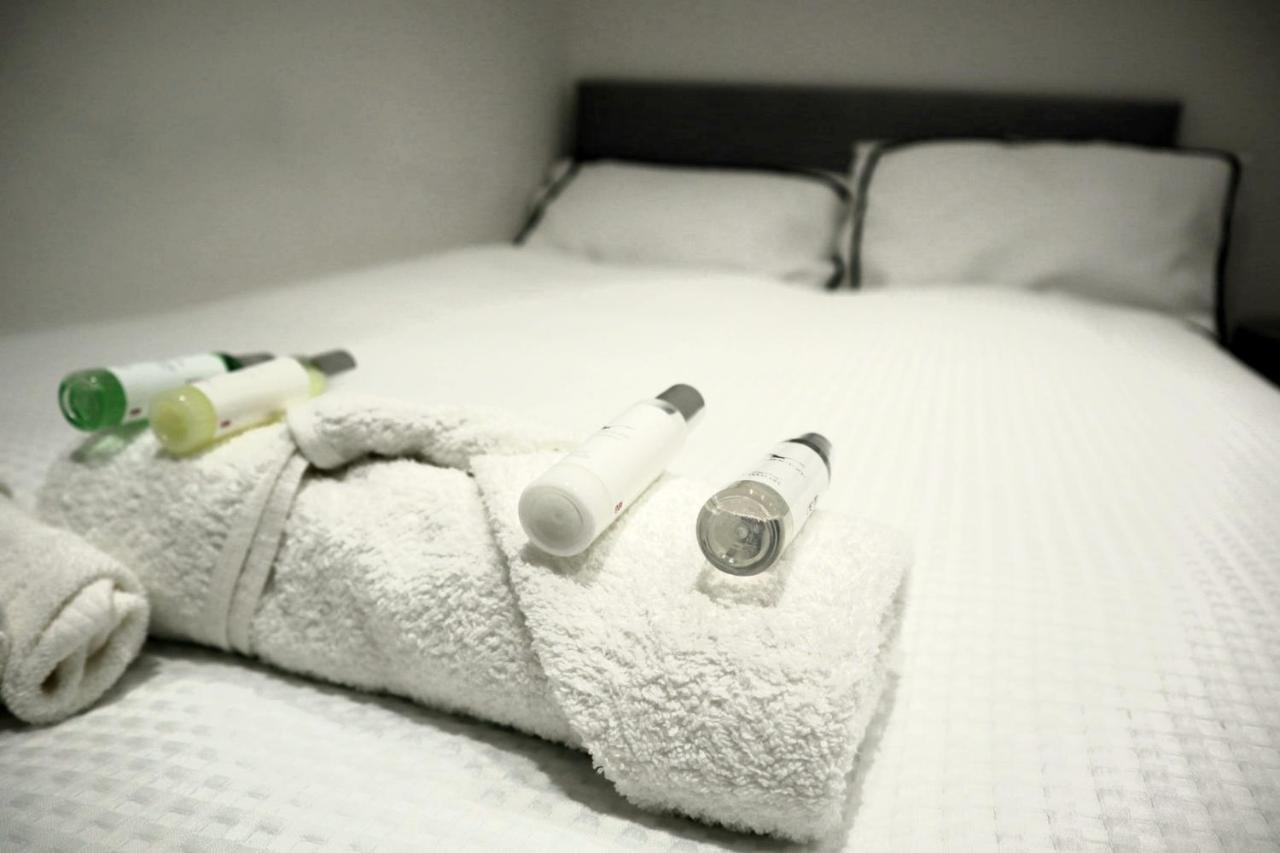 Apartment Bellingham Road London