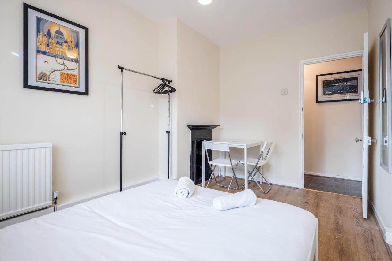 Aplacetostay Apartment, Zone 1 Kin *