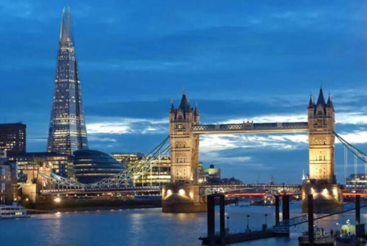 Accommodatie bij particulieren Aplacetostay Apartment, Zone 1 Bon Londen