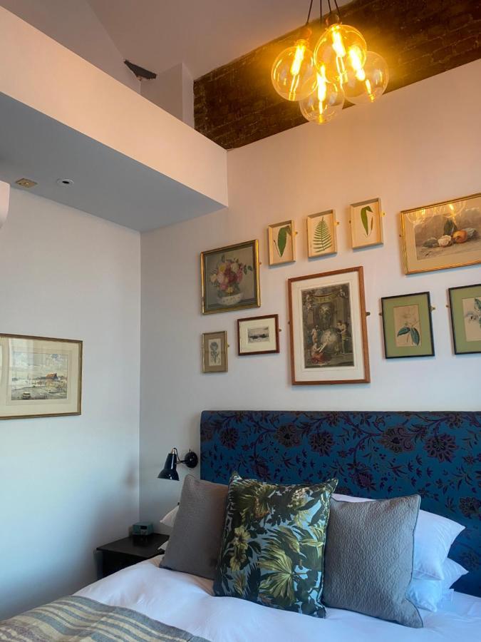 The Crown 4* Londen