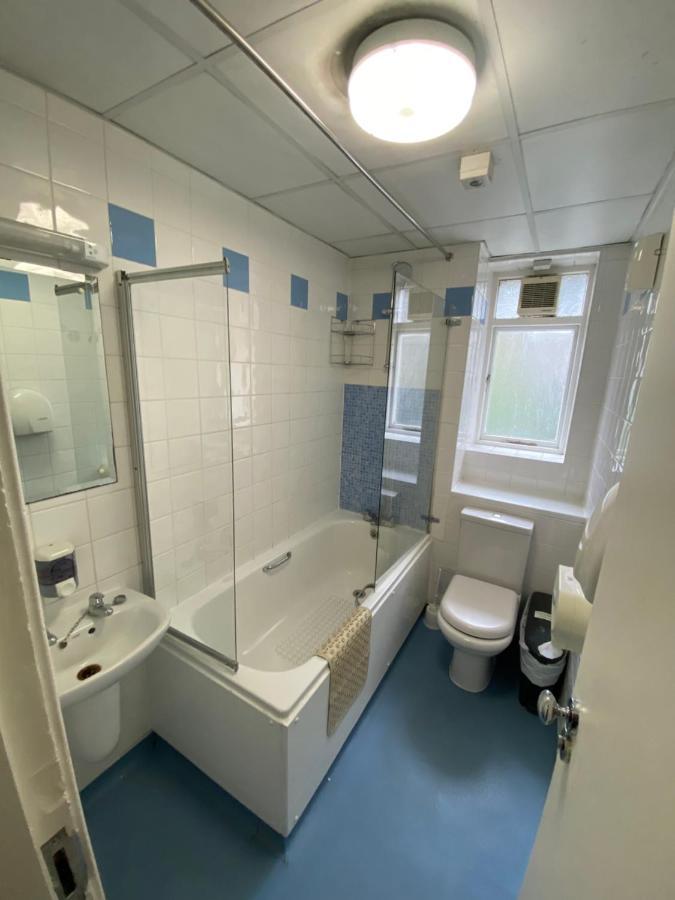 Hostel Lee Abbey London