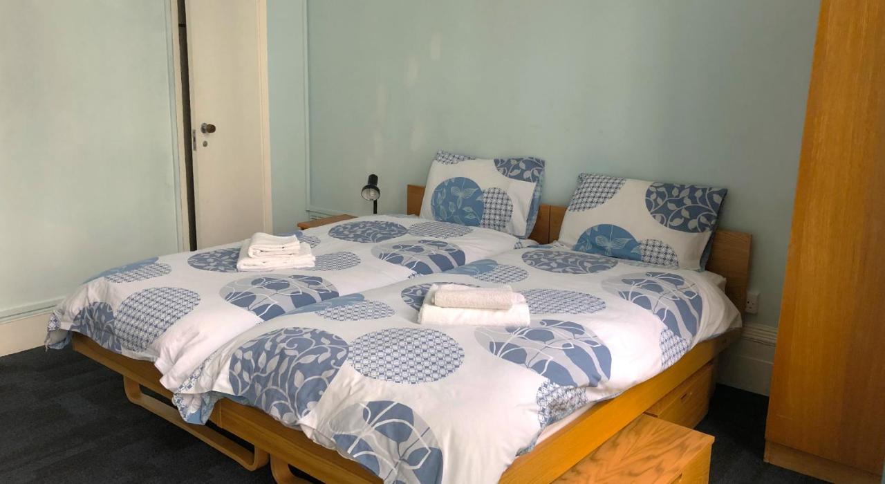 Lee Abbey Hostel London