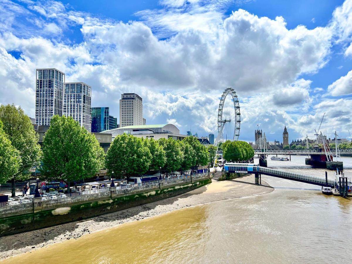 Deluxe Entire Studio Next To Eye & Trafalgar Square Aparthotel Londen