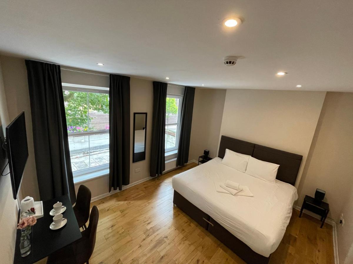 Hotel George Canning Denmark Hill, London