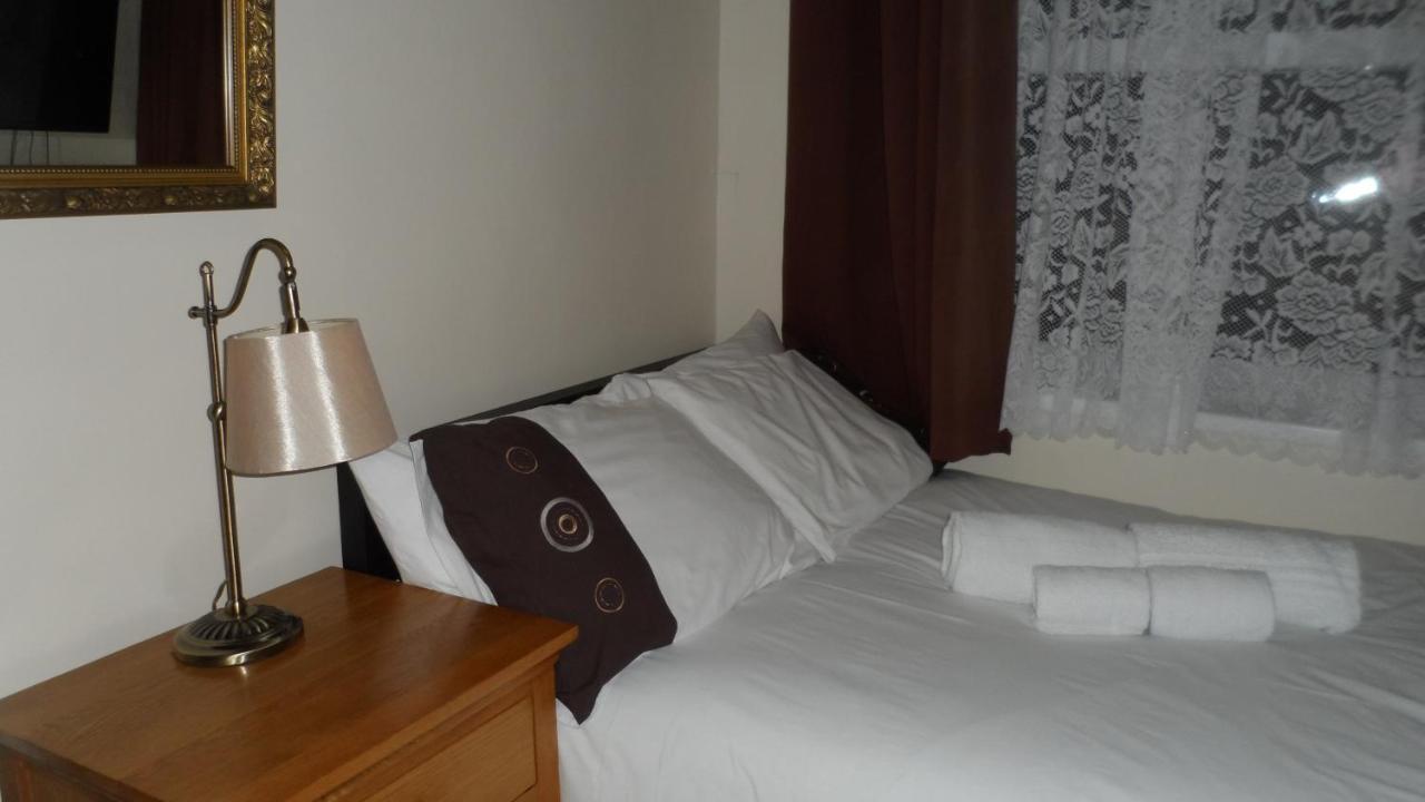 Holiday home Bubblesbnb 7 Bedroom House, 16 Beds, Sleeps 22