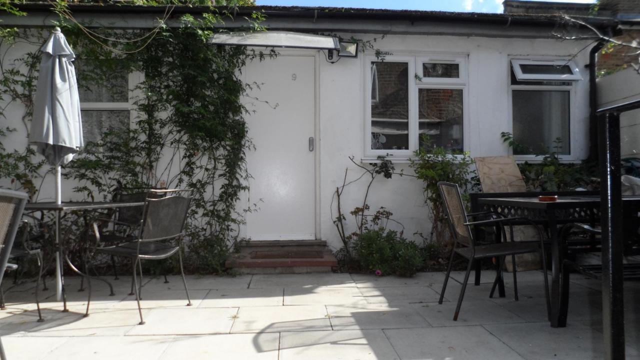 Bubblesbnb 7 Bedroom House, 16 Beds, Sleeps 22 Holiday home