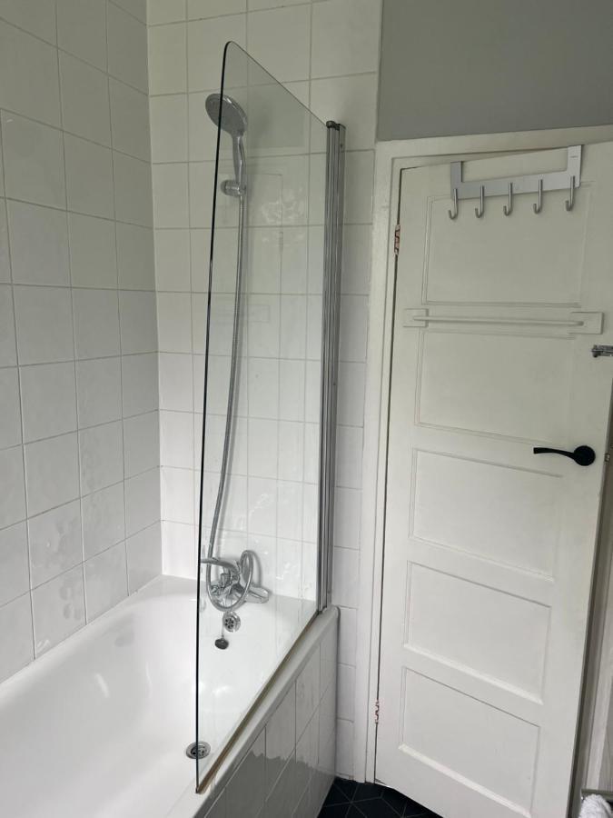 Lovely Forest Hill Flat