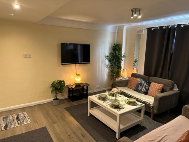 Superb One Bedroom Private Appartement Londen