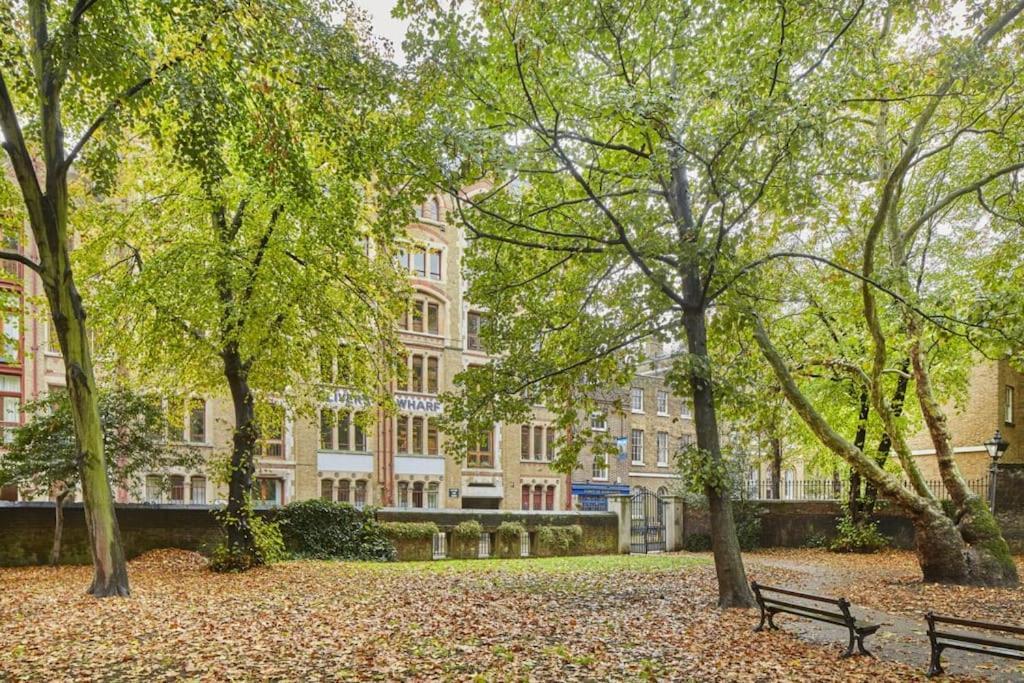 Riverview 1/2 Bedroom * London