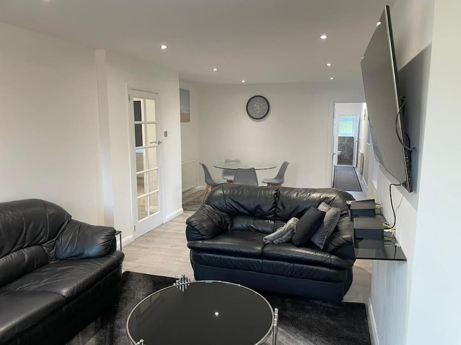 Lovely 3 Bedroom Flat In North * Londen