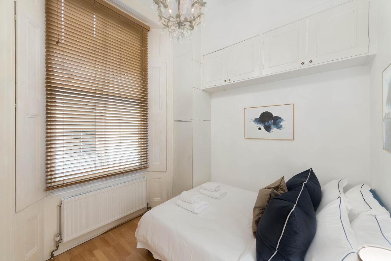 Notting Hill Apartment